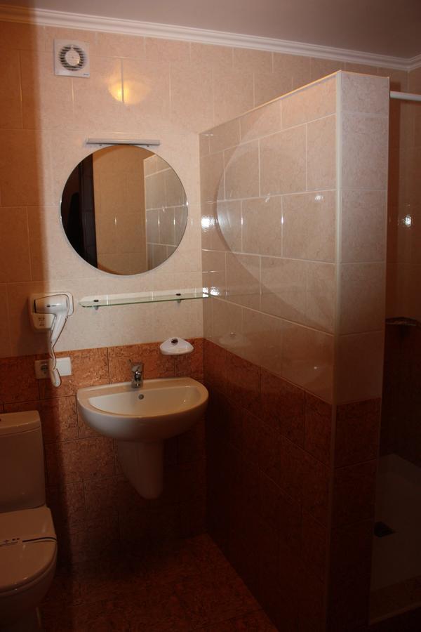 Hotel Gostynnyi Dvir Buča Camera foto